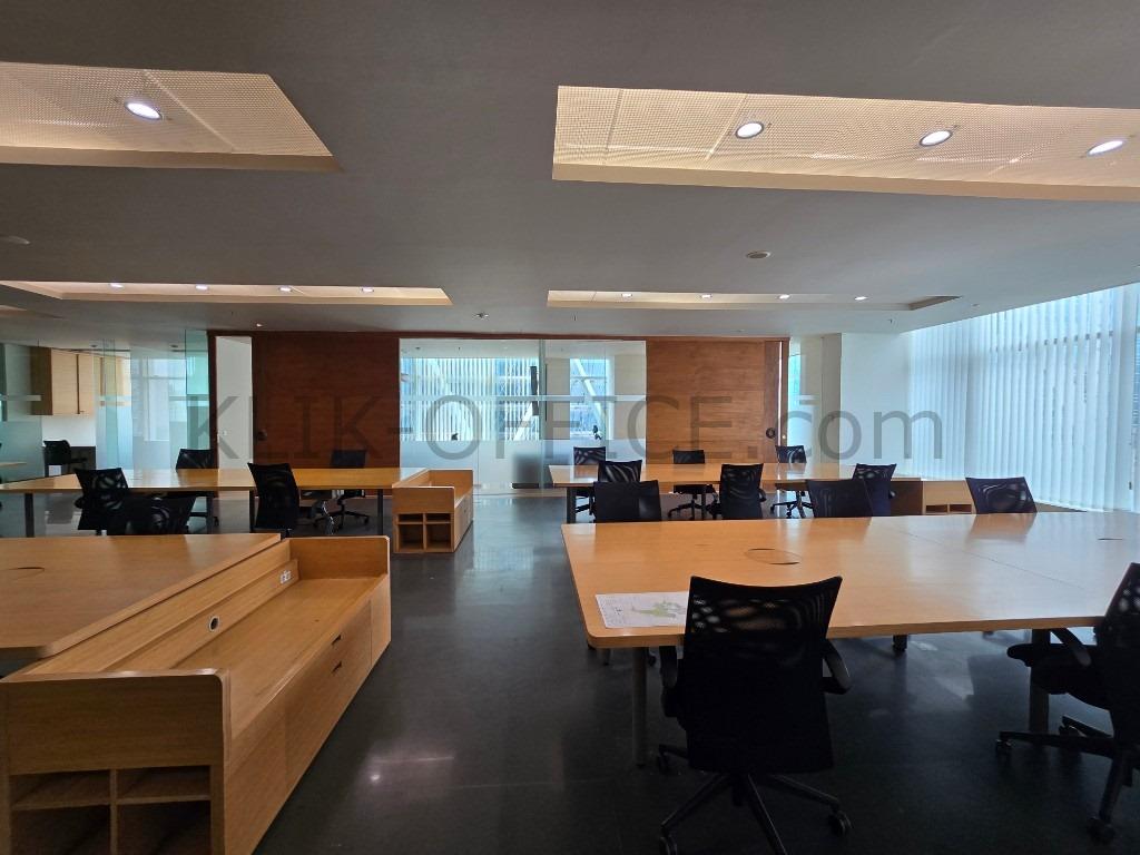 For Rent Equity Tower Furnished Under Floor 20 Jakarta Selatan